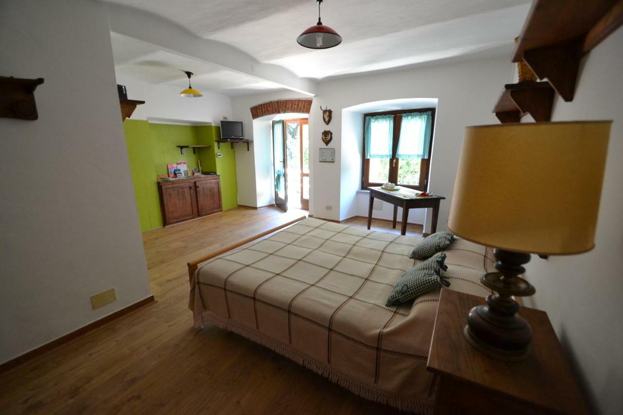 B&B 'L Cumbalot Perosa Argentina Zewnętrze zdjęcie